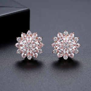 LUOTEEMI Anting-Anting Wanita, Anting-Anting Lapis Emas Merah Muda, Potongan Sempurna Mewah Zirkonia Kubik Bening, Hadiah Hari Valentine, Perhiasan Bunga - Product Image 5