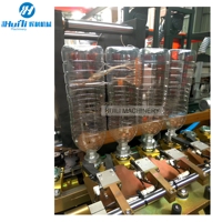 Machine de soufflage de bouteilles en PET entièrement automatique pour l'eau minérale et les jus