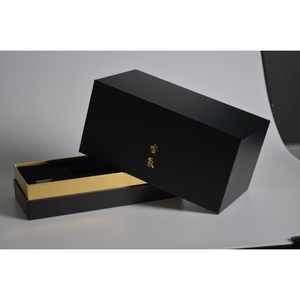 Confezione <span class=keywords><strong>di</strong></span> Lusso Personalizzata per Profumatore Auto con Coperchio Nero Stampato a Caldo - Product Image 3