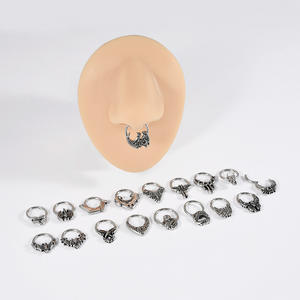 Anelli per il Naso e Orecchini per Cartilagine in Acciaio Inossidabile, Design con Ragno, Farfalla, <span class=keywords><strong>Lucertola</strong></span>, Serpente, Gioielli per il Corpo all'Ingrosso per Uso Quotidiano - Product Image 6