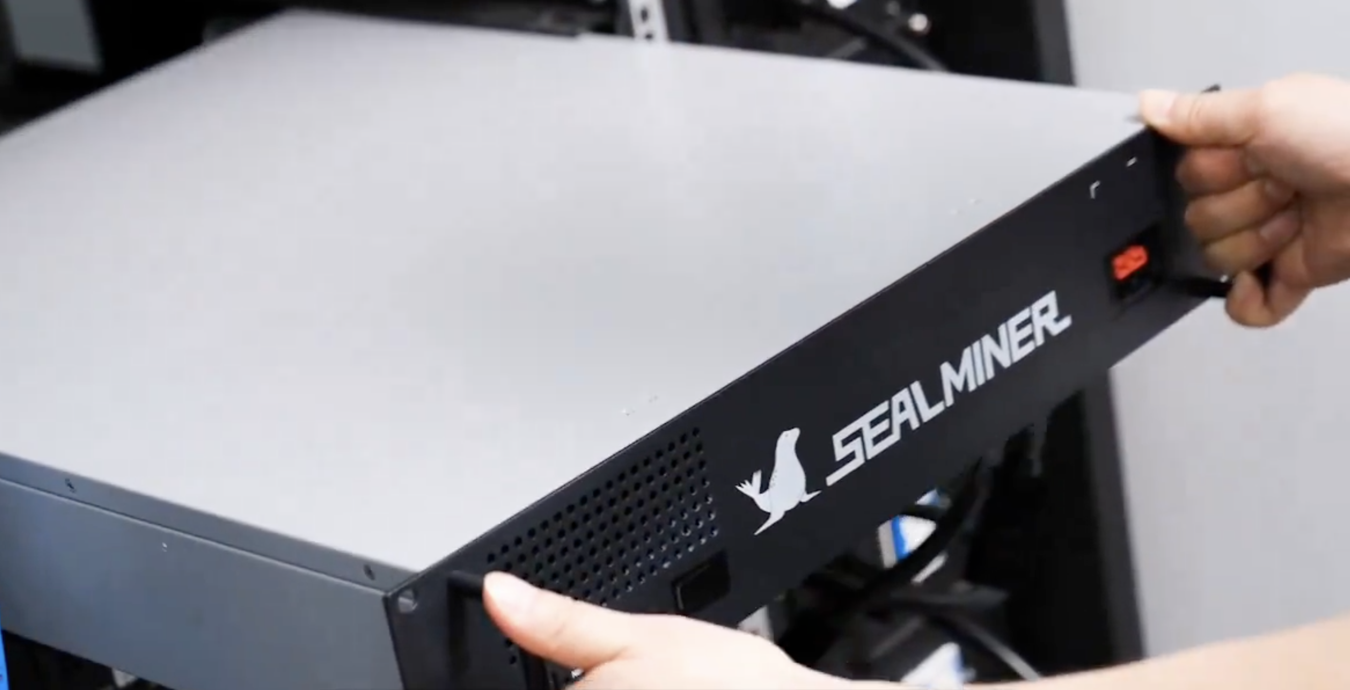 Bitdeer Sealminer A2 PRO Hyd 500th/S 7360W Hydro Cooling Btc Bitcoin Miner  Btc Miner 380-480V Hydro Cooling Bitcoin Miner| Alibaba.com