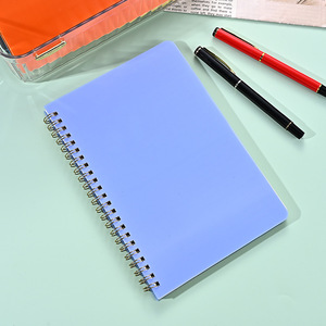 Quaderni Pratici Multicolore con Rilegatura a Doppia Spirale per Scuola, Ufficio, Appunti Quotidiani, Registrazioni e Diari - Product Image 4