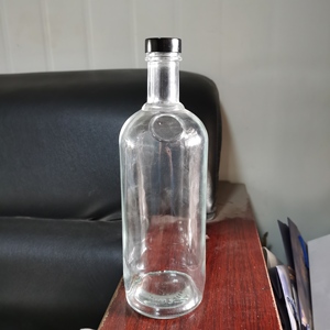 Bán buôn 500ml <span class=keywords><strong>Fancy</strong></span> rượu rượu chai thủy tinh với kính Stopper và biểu tượng tùy chỉnh - Product Image 6