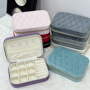 Boîte à bijoux portable rectangulaire moderne en velours, faite à la main et personnalisable par le fabricant, avec fermeture éclair, 10 couleurs, grande capacité, pour bagues de voyage - Product Image 6