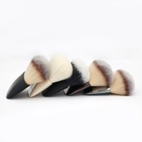Pinceau plat portable à poils doux pour le blush, idéal pour les débutants, pinceau à poudre libre et à estomper le contour – Outil de maquillage très prisé