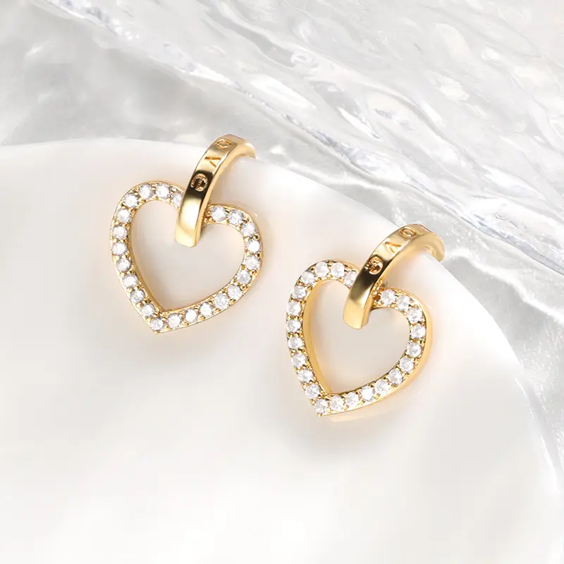 New Arrivals Creative Fashion Heart-shaped Zircon Popular Style Diamond Love Heart Earrings Women Love Jewelry