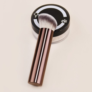 Reloj de arena cabeza en ángulo pelo sintético base líquida corrector cepillo logotipo personalizado HG señoras belleza Facial herramientas de maquillaje - Product Image 6