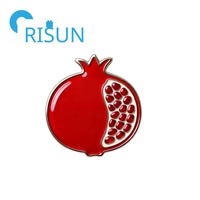 Broches en émail personnalisées en gros, motif grenade rouge, broches en émail de fruits d'automne, broches en émail métallique avec strass, broches en émail motif fruit de la guava