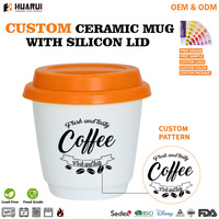 Vente en gros de petites tasses à café en céramique pour voyage avec couvercle en silicone, logo personnalisé, réutilisables, portables, en porcelaine, pour emporter