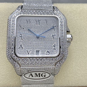 Montre de luxe personnalisée en or 18 carats avec diamants carrés et moissanite pour homme, fabriquée en usine OEM - Product Image 2