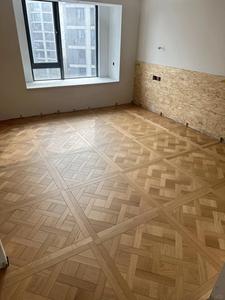 Suelo de Parqué Versailles de Roble Francés Raspado a <span class=keywords><strong>Mano</strong></span>, Estilo Mediados de Siglo, Fácil Instalación, Recomendado - Product Image 1