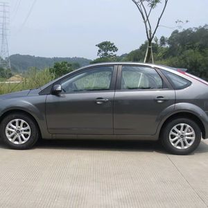 <span class=keywords><strong>Ford</strong></span> <span class=keywords><strong>Focus</strong></span> berline <span class=keywords><strong>2013</strong></span>, conduite à gauche, essence bon marché, voitures d'occasion chinoises à l'exportation, bon état, transmission manuelle, Euro VI - Product Image 5