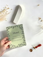 Ensemble d'invitations de mariage botaniques vert sauge, avec enveloppe verte doublée, pochette en vélin à motif floral et dorure à chaud, kit d'invitations de mariage florales