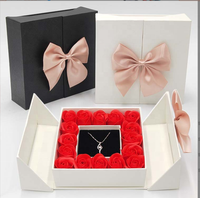 Boîte à bijoux double porte 16 roses, boîte cadeau pour bijoux avec fleurs préservées, boîte à rouge à lèvres et collier avec nœud