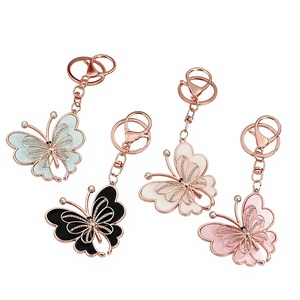Porte-clés coréen en alliage de zinc ajouré motif papillon, délicat et élégant, pour sac, accessoire de mode pour clés de voiture, style personnalisé, indépendant - Product Image 1