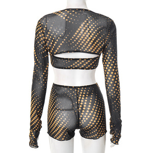 ZHEZHE Completo da <span class=keywords><strong>Donna</strong></span> 3 Pezzi Sexy con Stampa a Pois, Top a Fascia Senza Spalline con Maniche Lunghe in Rete, Shorts Sopra il Ginocchio, Coordinato Trendy - Product Image 4
