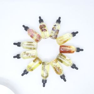 صندوق تسمية مخصص ، بابونج نقي ، زيت البابونج مع زهرة ، جلد مخلوط - Product Image 5