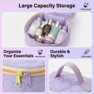 Bolsa de Cosméticos Portátil Personalizada de Estilo Coreano, Súper Linda, Fresca y Encantadora, de Poliéster con Cierre y Asa Suave - Product Image 3