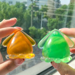 Jouet anti-stress souple en forme de calmar, pieuvre ou bonbon carré en maltose pour enfants et adultes - Utilisation à la maison ou au bureau - Product Image 3