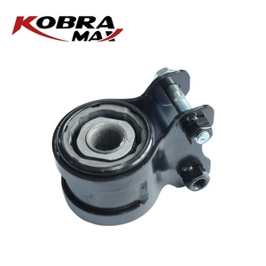 KobraMax Auto Sospensione Braccio di Controllo Boccola 1477858 1477858S1 B32H-34-250E 30678440 1328380 Per <span class=keywords><strong>Ford</strong></span> <span class=keywords><strong>C</strong></span>-<span class=keywords><strong>Max</strong></span> Auto <span class=keywords><strong>Accessori</strong></span> - Product Image 3