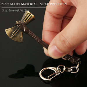 Llavero de Metal de Aleación de Zinc de 8 cm con Forma de Hacha, Réplica de Alta Calidad del Hacha Stormbreaker en 3D, Llavero de <span class=keywords><strong>Arma</strong></span> de Película Duradero, Regalo para Hombres y Fans - Product Image 1