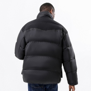 Veste matelassée décontractée pour homme sur mesure, grande taille, avec col montant, fermeture éclair et poches de type suspension pour l'hiver - Product Image 4