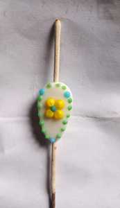 Cuentas de cristal de Murano hechas a medida con hermosas flores hechas a mano utilizando técnicas tradicionales para la decoración del hogar durante Diwali - Product Image 3