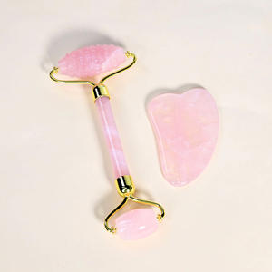 Ensemble Gua Sha en quartz rose 100% naturel, <span class=keywords><strong>jade</strong></span> rose, rouleau <span class=keywords><strong>de</strong></span> <span class=keywords><strong>jade</strong></span> pour le <span class=keywords><strong>visage</strong></span>, rouleau <span class=keywords><strong>de</strong></span> massage pour les yeux - Product Image 4
