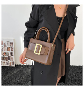 Nouveau Sac à Main Carré Vintage pour Femme 2026 avec Boucle Dorée, Sac Bandoulière en Cuir PU à Poignée Supérieure, Sac Fourre-Tout Élégant pour le Travail - Product Image 6