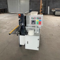 Machine à poncer latérale pour le ponçage des bords du bois avec des rouleaux de brosses de ponçage et de polissage