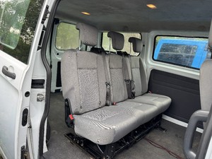 <span class=keywords><strong>2018</strong></span> para <span class=keywords><strong>Transit</strong></span> 2.0T Diésel Manual LHD <span class=keywords><strong>Furgoneta</strong></span> Comercial de 6 Plazas Tracción Delantera Interior de Tela Oscura Cámara Trasera Ruedas R16 - Product Image 5