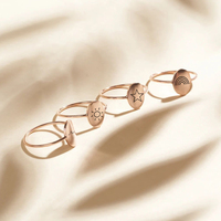 Bague ovale en acier inoxydable 316l, plaqué or 14K, symbole gravé, anneau de doigt en titane, personnalisé, lettre ovale, disque