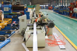 מפעל 77 pu מתגלגל הדלת מכונת תריס pu דלת מחיר - Product Image 2