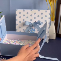 Kotak Hadiah Kustom Grosir Kreatif DIY Set Kotak Kemasan Kosmetik Berbahan Karton Kaku Berkualitas Tinggi yang Dapat Digunakan Kembali dengan Pintu Ganda untuk Kekasih