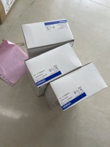 สวิตช์เบสิค Z-15GW2-B ของแท้ใหม่ 100% - Product Image 1