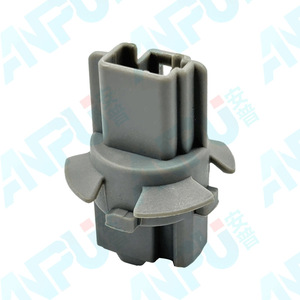 Conector Automotriz T20 de 4 Posiciones, Plástico Gris, para Toyota Corolla, Camry, Crown, Levin, Reiz, Highlander - Product Image 4