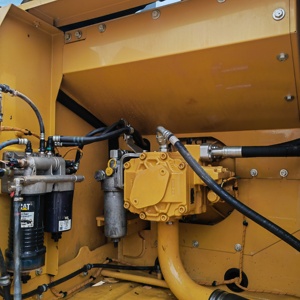 Excavatrice agricole Caterpillar 320 GC d'occasion, 20 tonnes, 90% neuve, conforme aux normes US EPA CE, modèle 320GX avec moteur et engrenages, modèle 2022 - Product Image 6