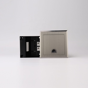 Caja de Conexión Eléctrica Impermeable para Suelo con Tapa de Acero Inoxidable IP66 y Diseño Empotrado - Product Image 2