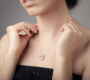 Collar Novirasine Eternal Heart de Doble Capa con Microincrustaciones de Circonia en Forma de Corazón, Moderno, para Parejas - Product Image 1