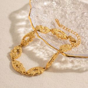 Pulsera de Moda Chapada en Oro de 18k, Acero Inoxidable, Resistente al Deslustre, Textura Gruesa, Hecha a Mano para Mujer - Product Image 3