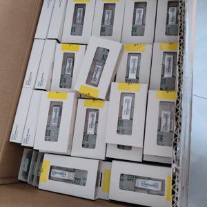 Transceptor HPE <span class=keywords><strong>Arub</strong></span> S2P30A 10G SFP+ SR, 850nm LC, Fibra Multimodo, 400m, OM4, Clase C, Módulo Óptico - Product Image 5