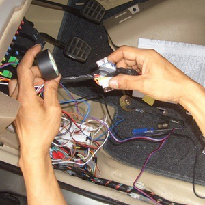 LIBO 고급 레드 옐로우 블랙 블루 중국 도매 고온 19mm 절연 테이프 - Product Image 4