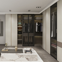 Armoire moderne en mélamine au design personnalisable, dressing avec portes vitrées, tiroirs et armoires ouvertes pour la maison et l'hôtellerie