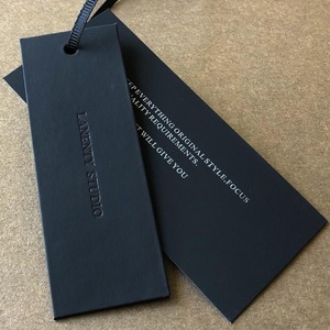 Tùy Chỉnh Tên <span class=keywords><strong>In</strong></span> Nổi Lá Biểu Tượng Quần Áo Treo Thẻ Giấy Kraft Thẻ Màu Đen Sang Trọng Nhãn Bông Sợi Dây Thừng Cho Quần Áo Quần Jean - Product Image 1