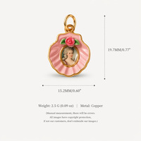 Breloques en émail délicates Manna, style Rococo français, esthétique girly, rose pastel, motif coquillage et floral, nœud, pour jeune fille