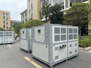 เครื่องทำความเย็นแบบสกรูอุตสาหกรรม Xuren 60 แรงม้า ระบายความร้อนด้วยอากาศ 150000 Kcal-198kW/h ระบบประหยัดพลังงาน ระบบทำความเย็นด้วยน้ำ สำหรับโรงงานและเชิงพาณิชย์ - Product Image 5