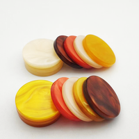 Accessoires de jeu de société en résine acrylique marbrée de luxe colorés personnalisés jetons de backgammon pièces d'échecs jetons s'il vous plaît