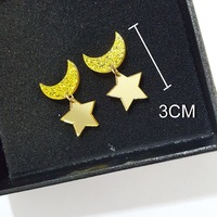 Aretes de Sailor Moon de Anime Japonés, Lindos Aretes de Acrílico con Forma de Luna Creciente Dorada Brillante y Estrella Dorada con Espejo