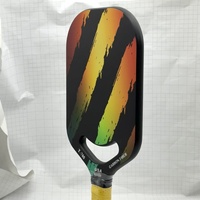 Raquette de pickleball professionnelle en fibre de carbone, rayée et colorée, 16 mm, équilibrée, approuvée aux États-Unis, 227 g, vente en gros en stock