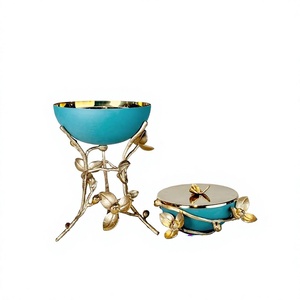 Artisan indien fait à la main luxe laiton métal design floral or fini brûleur d'encens - Product Image 1